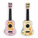 4-strängad minigitarr med beige och rosa tecknad bild på vit bakgrund