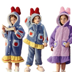 Mjukt och varmt Disney-pyjamasset för barn i blått och lila med snörning i huvan